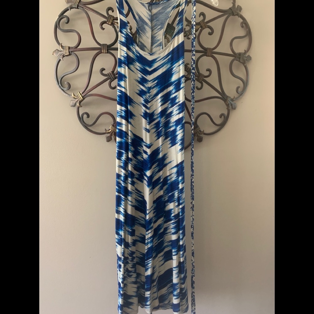 CALVIN KLEIN-size small womes tie dress